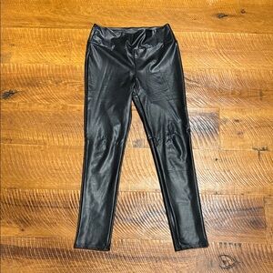 Entro Women’s Black Faux Leather Leggings